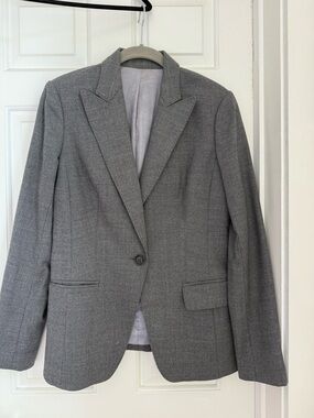 Martín + Osa Classic Gray Single-Button Women's Blazer